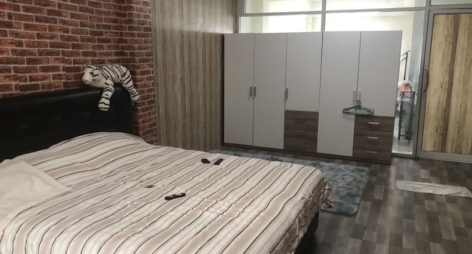 For sale 2 bedrooms retail Space in Bang Khun Thian, Bangkok
