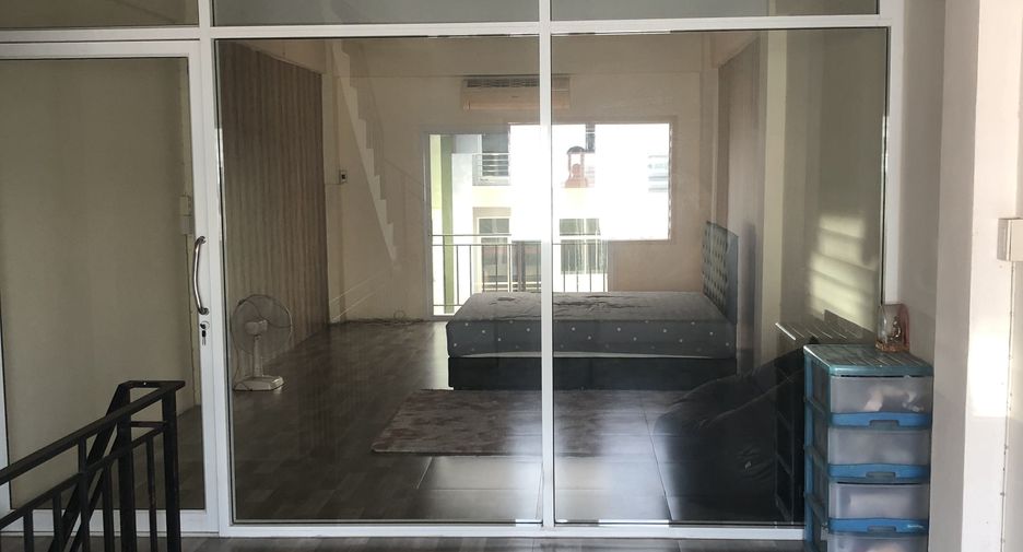 For sale 2 bedrooms retail Space in Bang Khun Thian, Bangkok