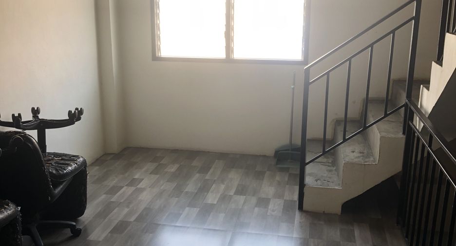 For sale 2 bedrooms retail Space in Bang Khun Thian, Bangkok