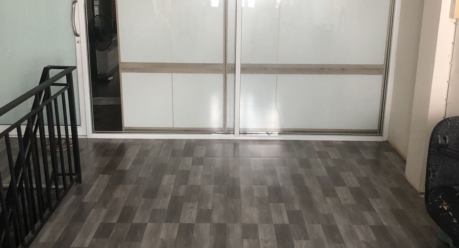 For sale 2 bedrooms retail Space in Bang Khun Thian, Bangkok