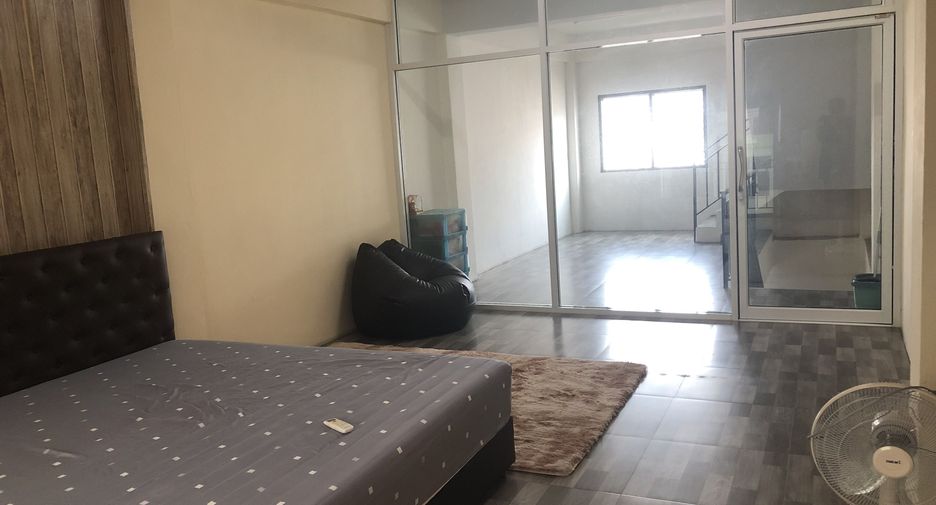 For sale 2 bedrooms retail Space in Bang Khun Thian, Bangkok