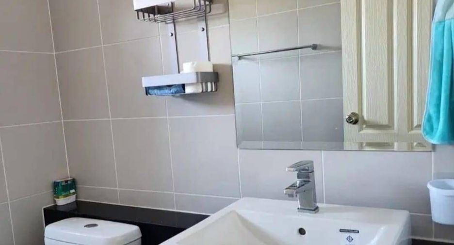For rent 2 bedrooms condo in Mueang Phuket, Phuket