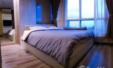 À vendre 1 chambre condo à Huai Khwang, Bangkok