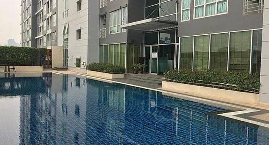 For sale 1 bed condo in Huai Khwang, Bangkok