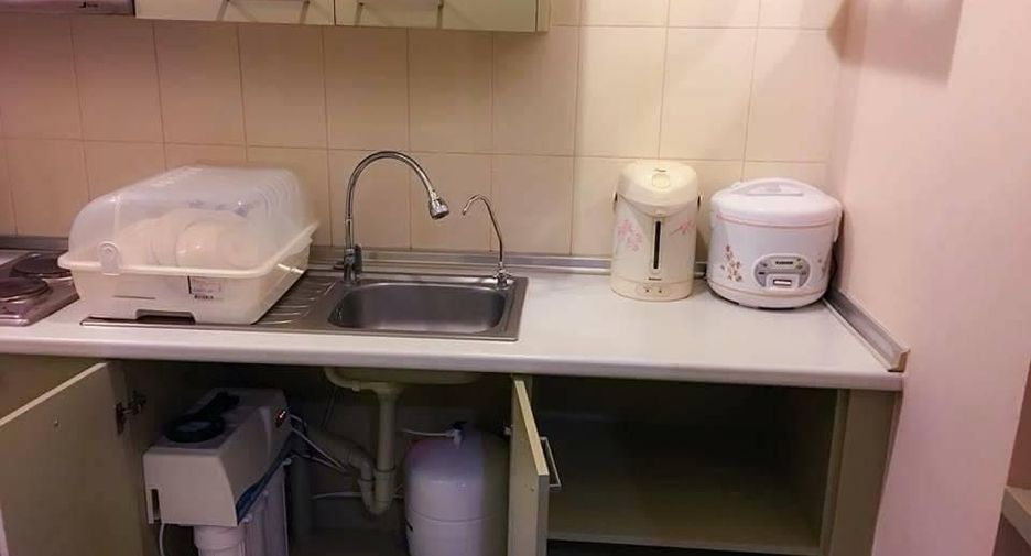 For sale 1 bed condo in Huai Khwang, Bangkok