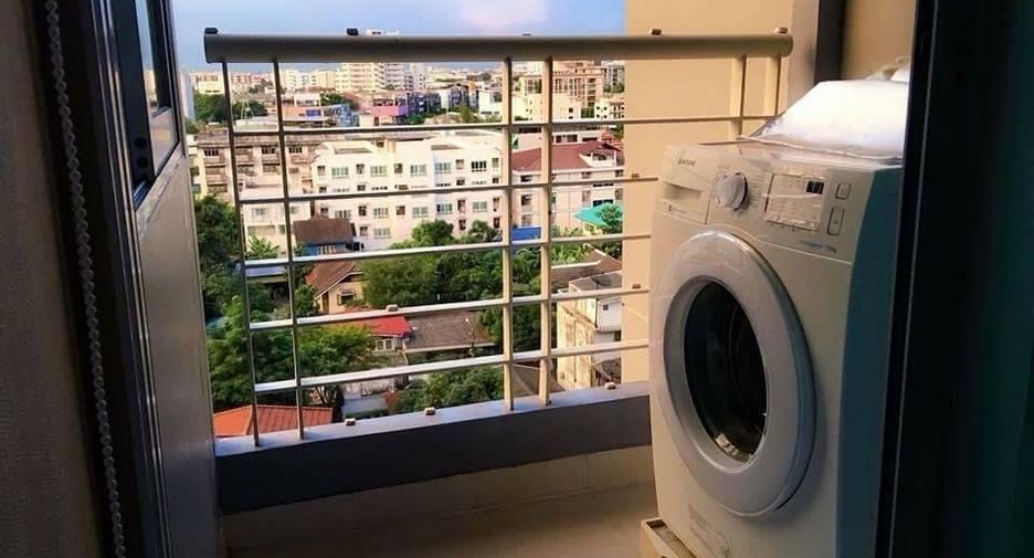 For sale 1 bed condo in Huai Khwang, Bangkok