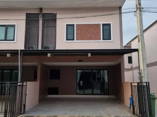 For Rent 3 Bedroom Townhouse In Bang Lamung, Chonburi