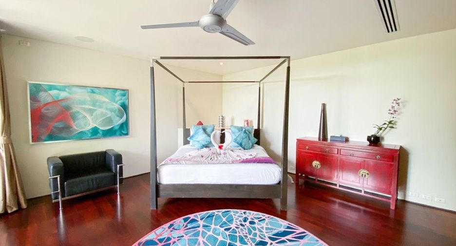 For sale 5 bedrooms villa in Kathu, Phuket
