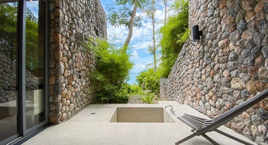 For sale 5 bedrooms villa in Kathu, Phuket