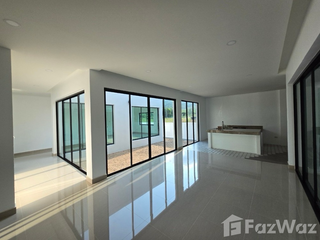 À vendre 3 chambres maison à Sattahip, Pattaya