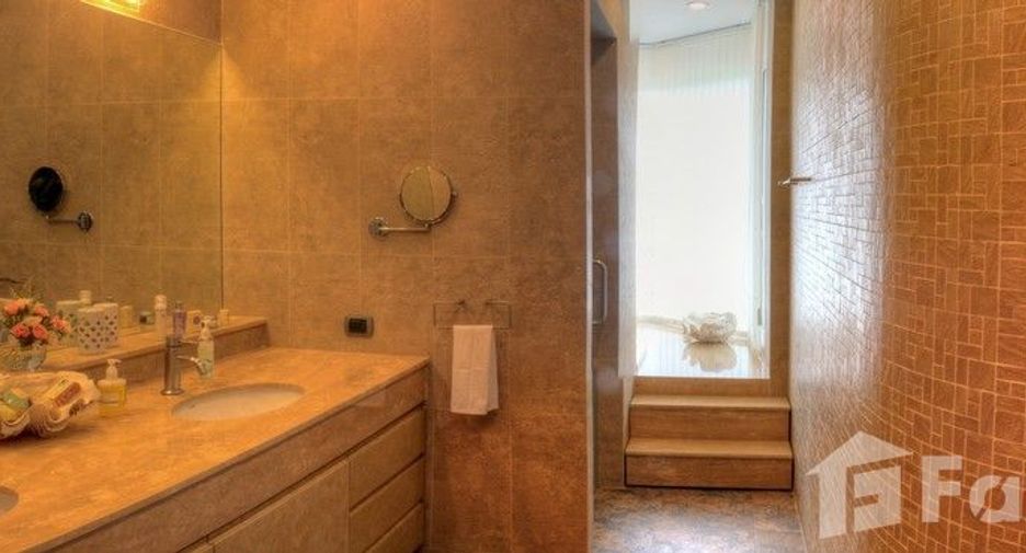 À vendre 6 chambres villa à Mueang Phuket, Phuket