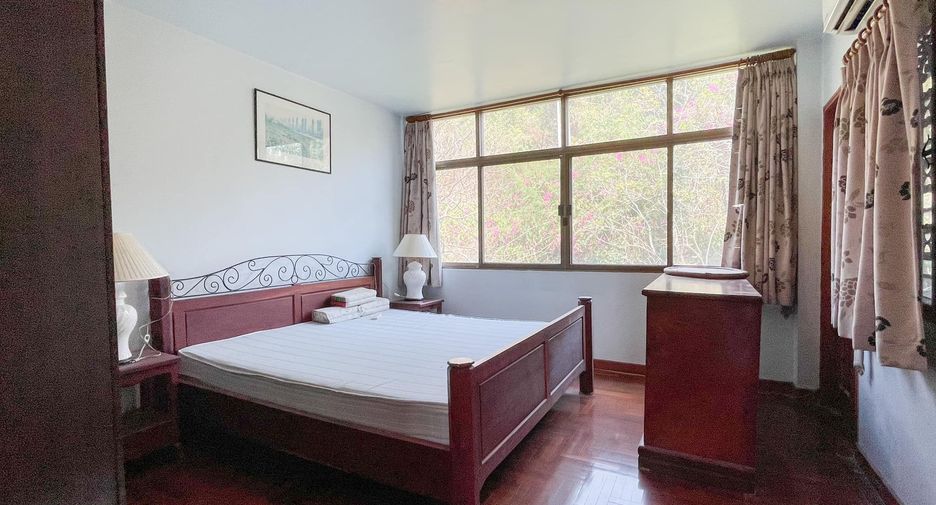 Villa en venta de 5 habitaciones en Bang Lamung, Chonburi