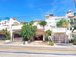Villa en venta de 5 habitaciones en Bang Lamung, Chonburi