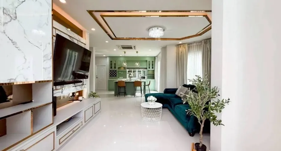 À vendre et à louer 3 chambres maison à Mueang Phuket, Phuket
