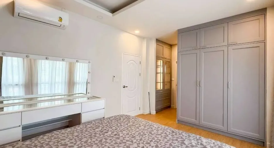 À vendre et à louer 3 chambres maison à Mueang Phuket, Phuket