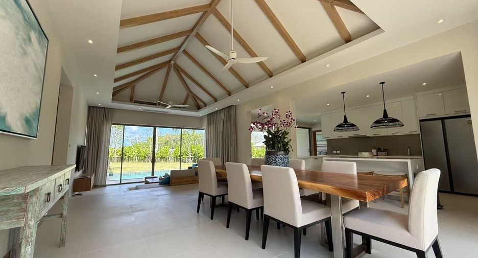 For sale and for rent 4 bedrooms villa in Thalang, Phuket