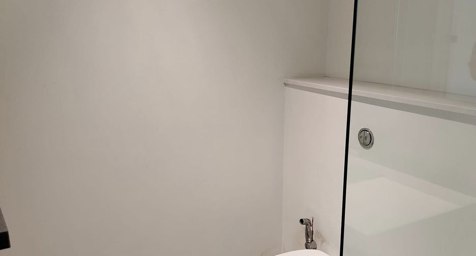 Wohnung zum Kauf mit 2 Zimmer in Sathon, Bangkok