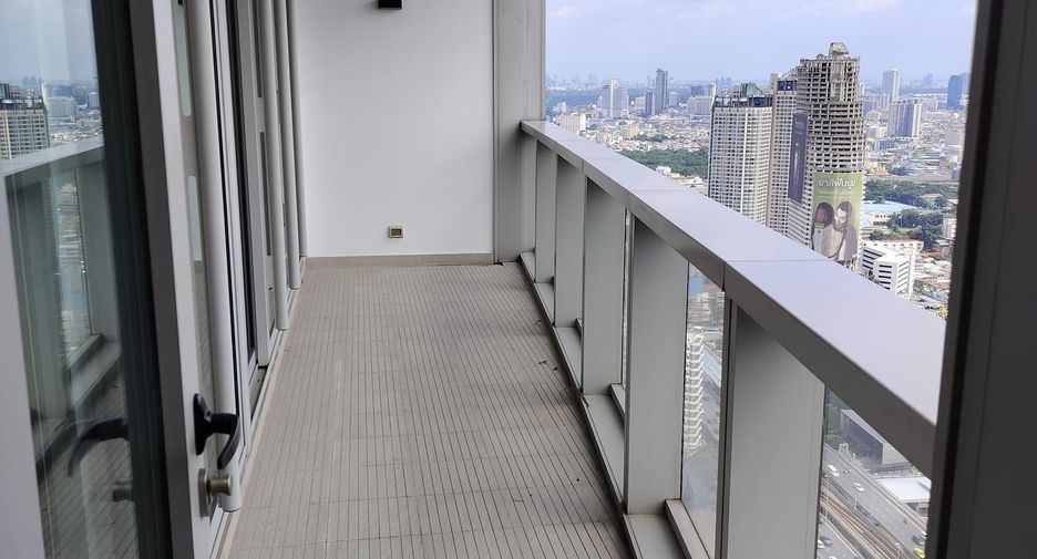 Wohnung zum Kauf mit 2 Zimmer in Sathon, Bangkok