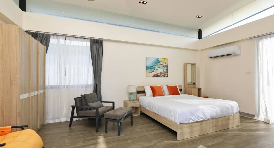 Villa zum Kauf mit 5 Zimmer in Thalang, Phuket
