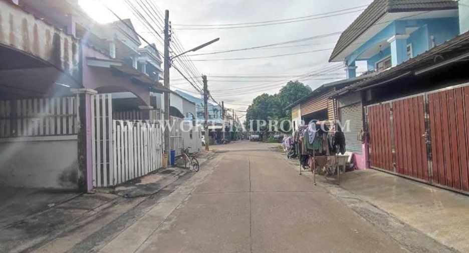 Reihenhaus zum Kauf mit 2 Zimmer in Bang Yai, Nonthaburi
