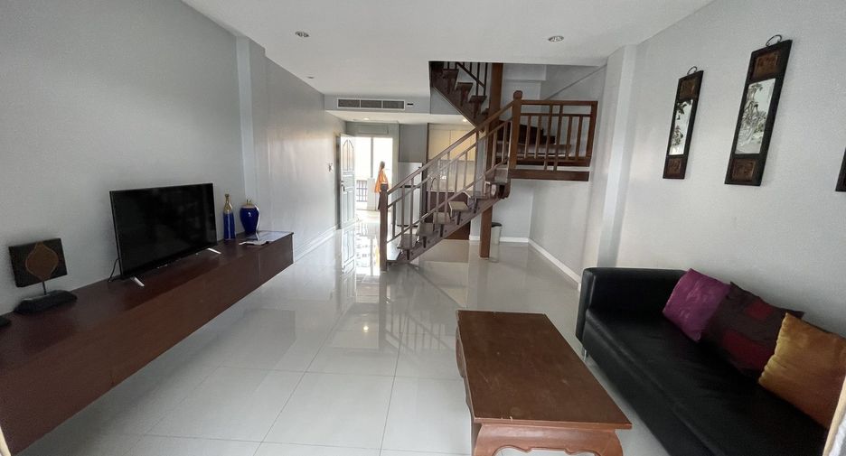 For sale 31 bedrooms hotel in Bang Lamung, Chonburi
