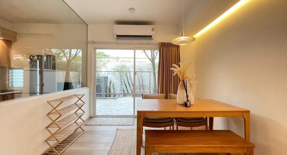 For sale and for rent 3 bedrooms townhouse in Prawet, Bangkok