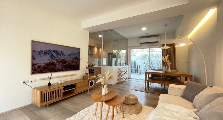 For sale and for rent 3 bedrooms townhouse in Prawet, Bangkok