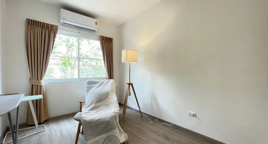 For sale and for rent 3 bedrooms townhouse in Prawet, Bangkok