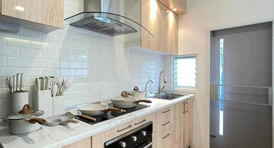For sale and for rent 3 bedrooms townhouse in Prawet, Bangkok