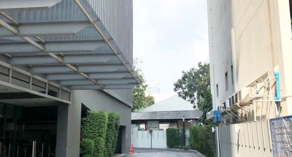 For sale and for rent 2 bedrooms condo in Ratchathewi, Bangkok