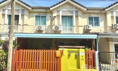 For sale 3 bedrooms townhouse in Don Mueang, Bangkok