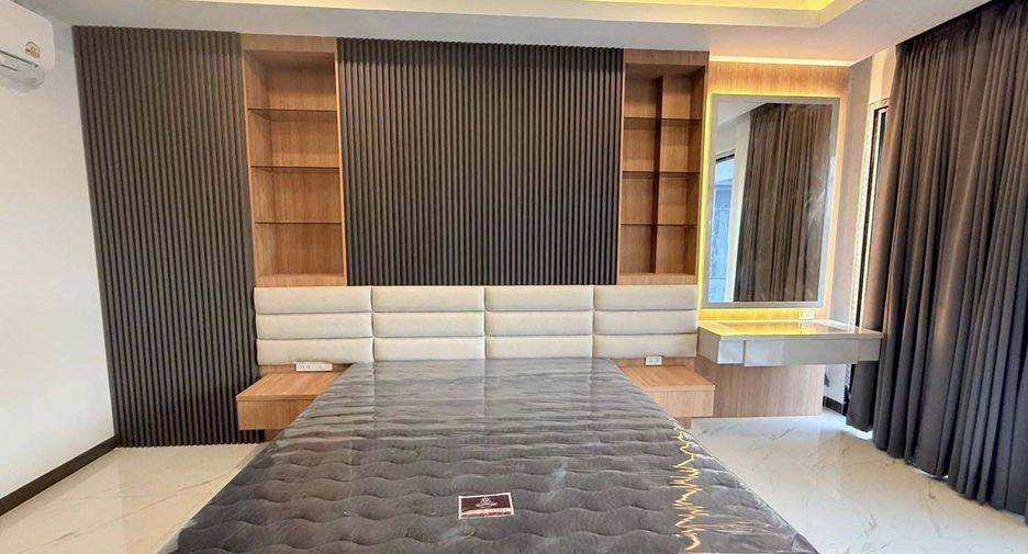 For sale 6 bedrooms villa in Bang Lamung, Chonburi