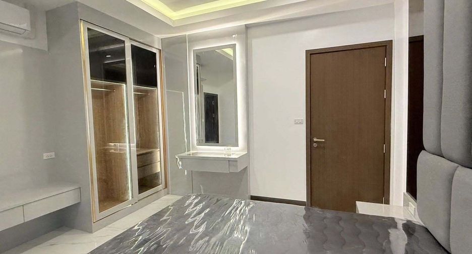 For sale 6 bedrooms villa in Bang Lamung, Chonburi