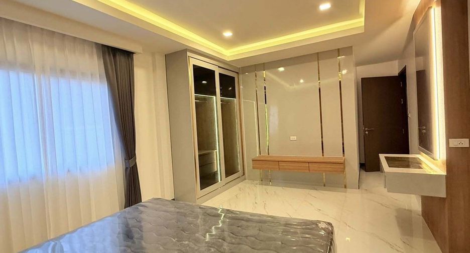 For sale 6 bedrooms villa in Bang Lamung, Chonburi