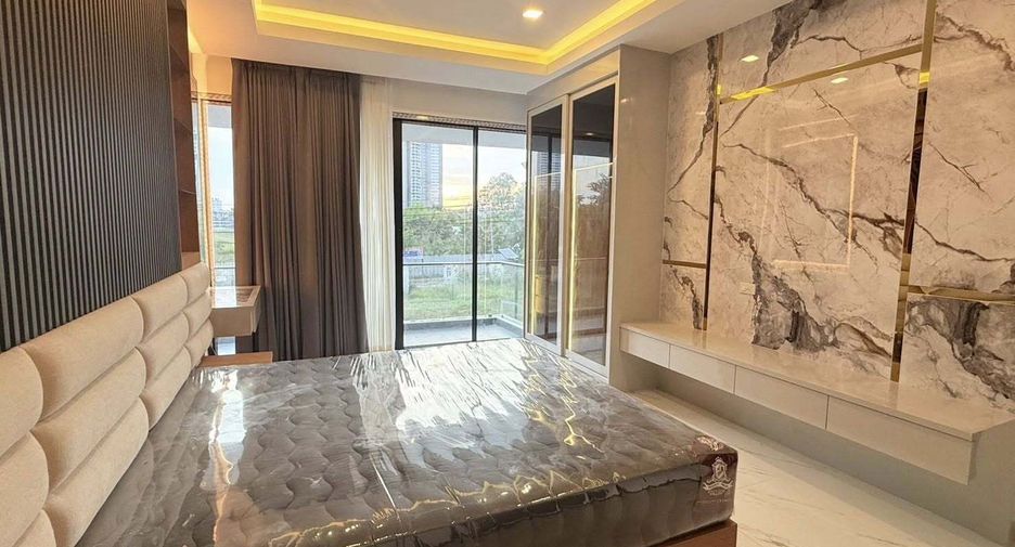 For sale 6 bedrooms villa in Bang Lamung, Chonburi