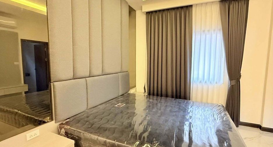 For sale 6 bedrooms villa in Bang Lamung, Chonburi