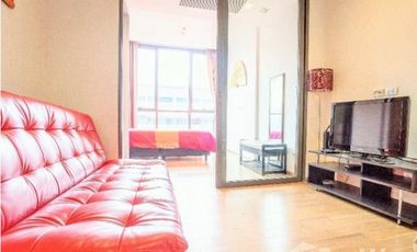 For sale studio condo in Khlong Toei, Bangkok