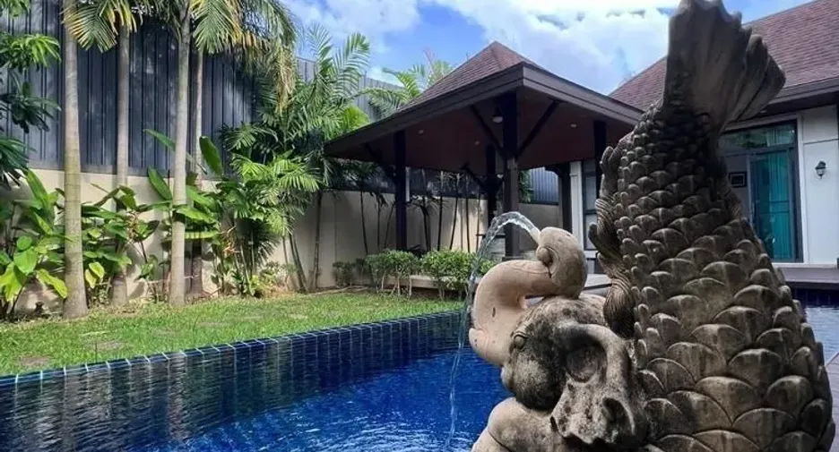 À louer 3 chambres villa à Mueang Phuket, Phuket