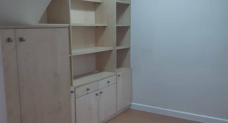Haus zum Kauf und zur Miete mit 3 Zimmer in Phasi Charoen, Bangkok
