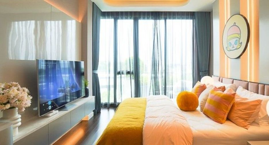 For sale 5 bedrooms house in Saphan Sung, Bangkok
