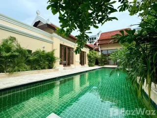 For rent 4 bedrooms villa in Na Jomtien, Pattaya