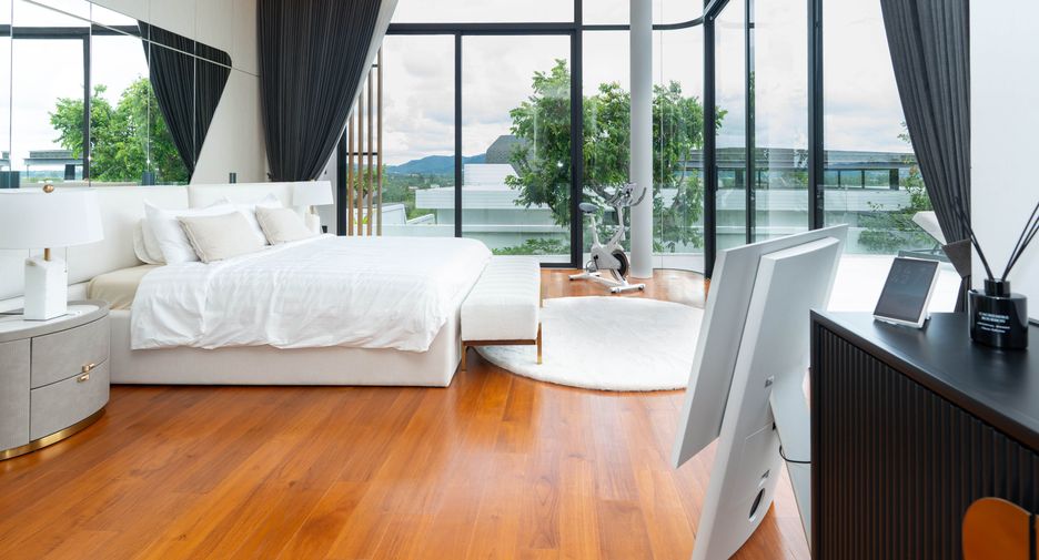 For rent 4 bedrooms villa in Thalang, Phuket