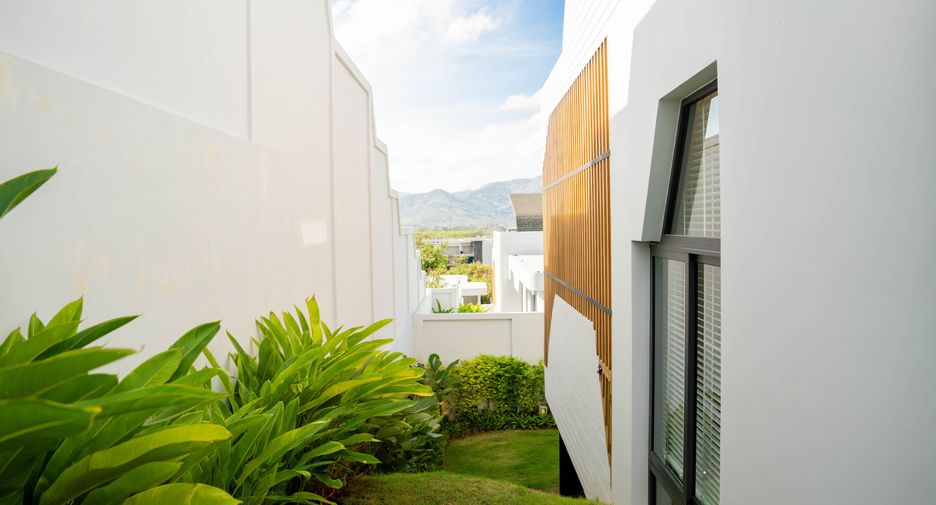For rent 4 bedrooms villa in Thalang, Phuket