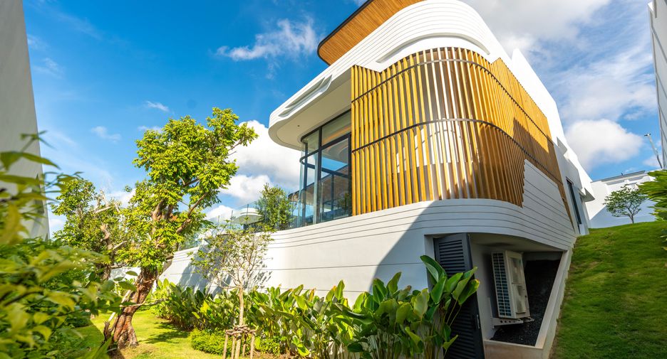 For rent 4 bedrooms villa in Thalang, Phuket