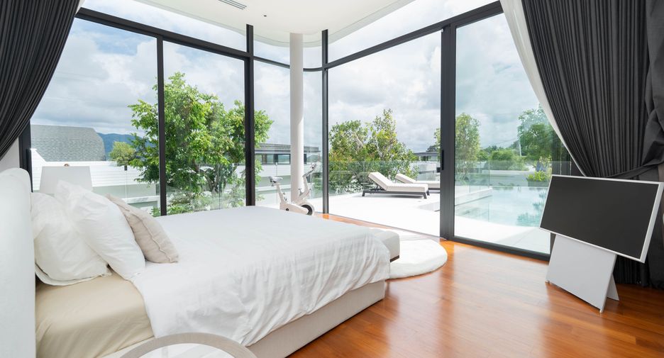 For rent 4 bedrooms villa in Thalang, Phuket