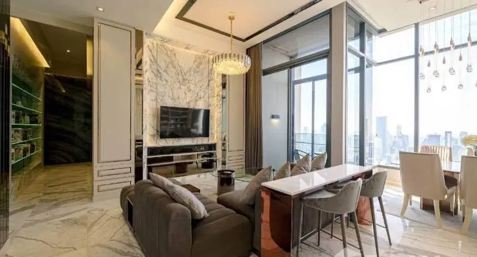 For sale 3 bedrooms condo in Watthana, Bangkok