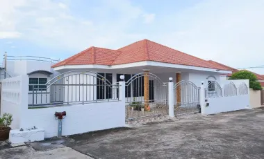 For sale and for rent 4 bedrooms house in Bang Lamung, Chonburi