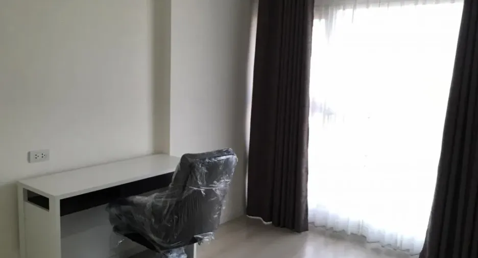 For sale そして for rent 2 ベッドルーム condo in Khlong Toei, Bangkok
