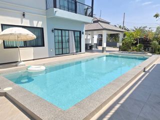 Villa zum Kauf und zur Miete mit 5 Zimmer in Bang Lamung, Chonburi