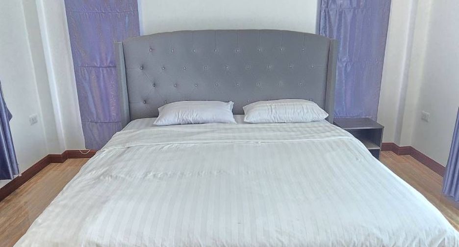 Villa zum Kauf und zur Miete mit 5 Zimmer in Bang Lamung, Chonburi